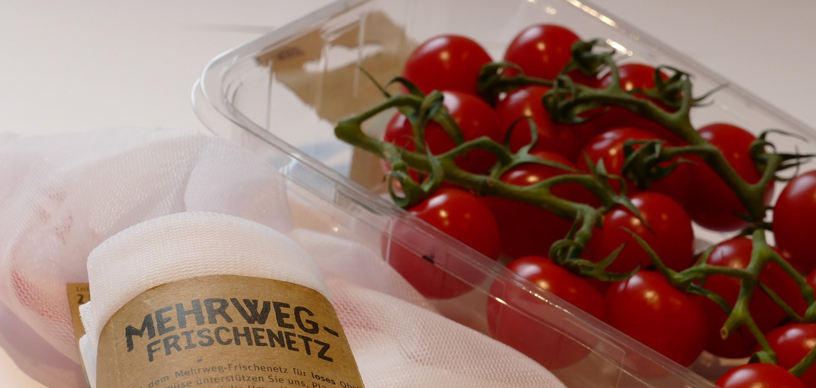 Foto Verpackung Tomaten C) PlasticsEurope Deutschland.jpg